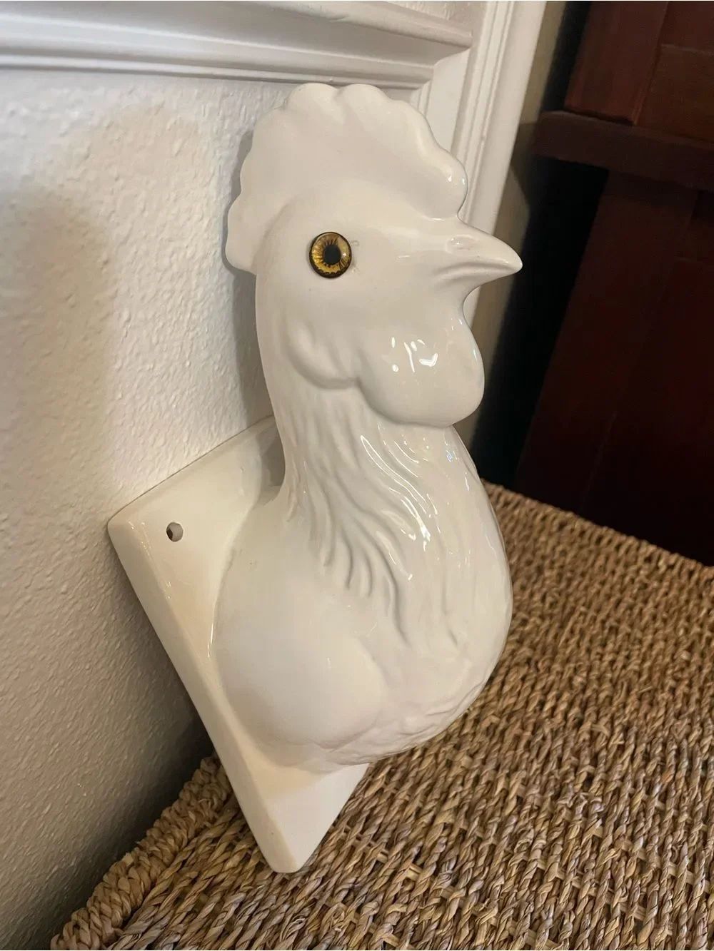 Vintage Rooster Apron Hanger Wall Mount Decorative Art